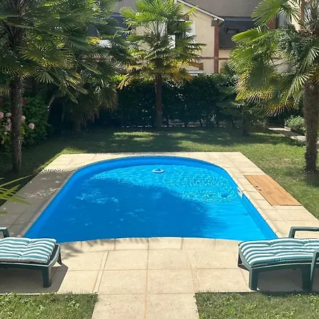 Le Petit Paradis Cache A Homestay Moulins (Allier)